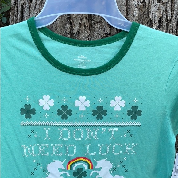 NWT Way To Celebrate! St Patrick’s Day I Don’t Need Luck I’m Magical Unicorn Tee - Picture 10 of 11